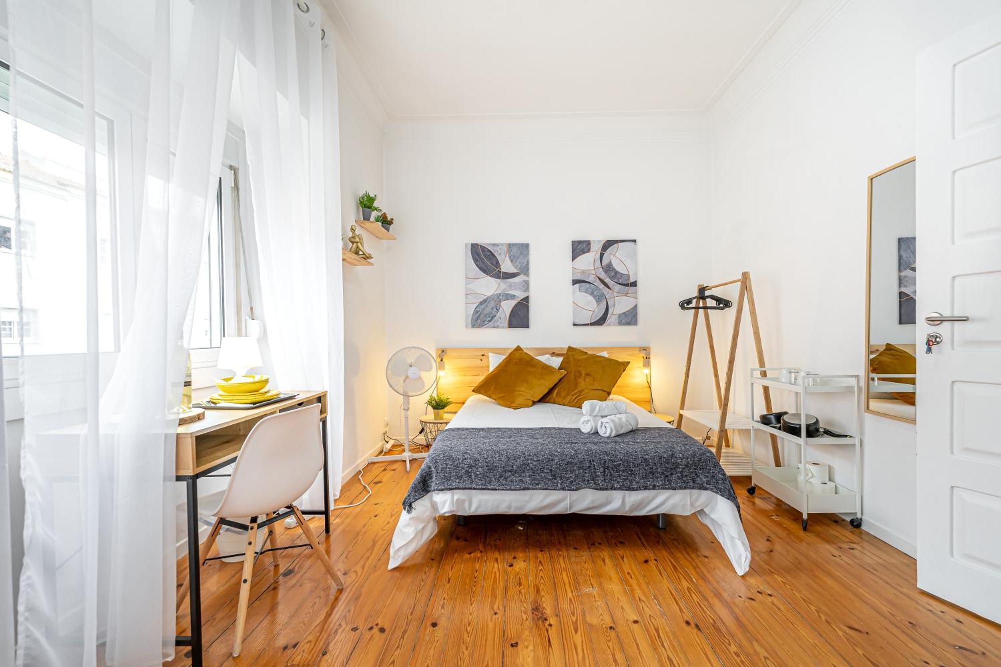 April Square By Lisbon With Sintra Hotel Amadora Exterior photo