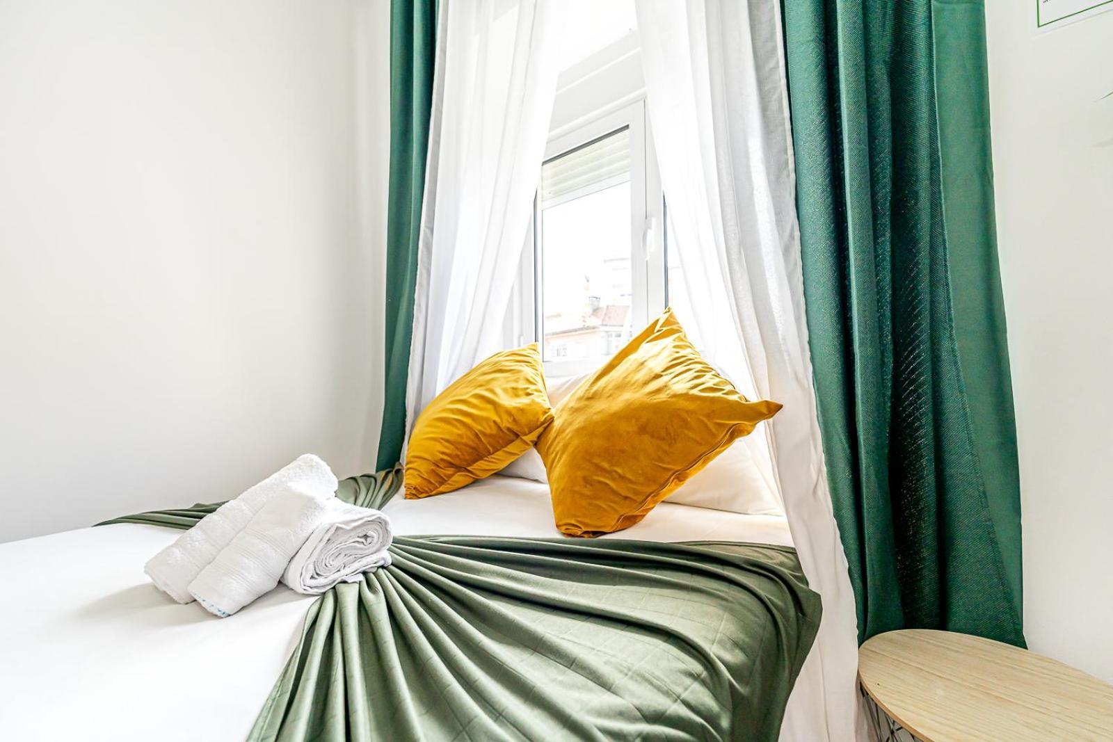 April Square By Lisbon With Sintra Hotel Amadora Exterior photo